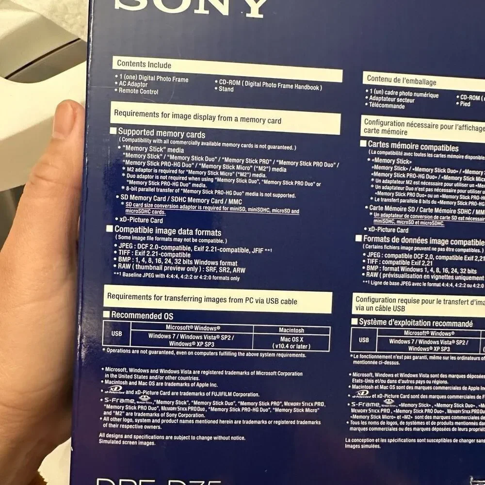 Sony DPF-D75 7-Inch ‎ S Frame Digital Photo Frame (Black)